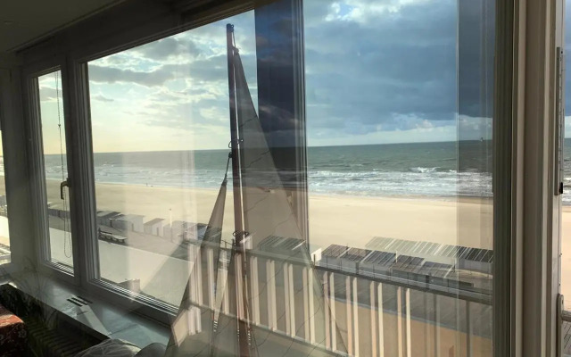 Residentie Rapallo Oostende with fantastic Sea View!