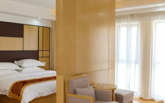 Home Inn Huaxuan Collection (Lu'an High-speed Railway Station)