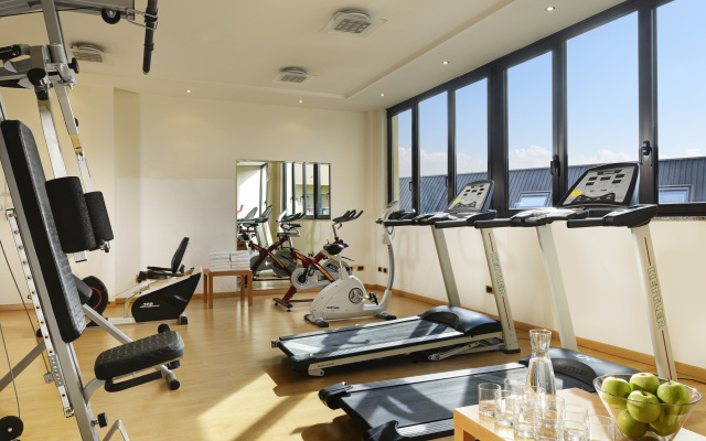 Linea Uno Hotel & Residence Milano