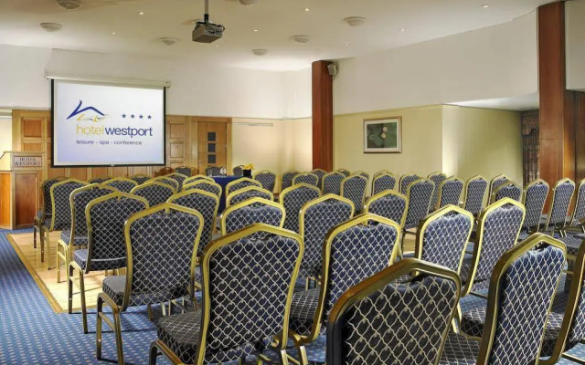 Hotel Westport - Leisure Spa and Conference