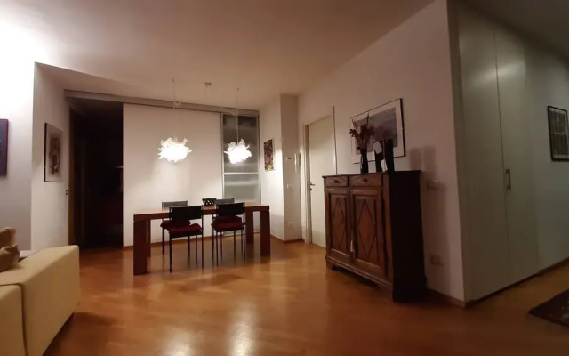 Casa Azalea Rossa - Luxury Lake View Home