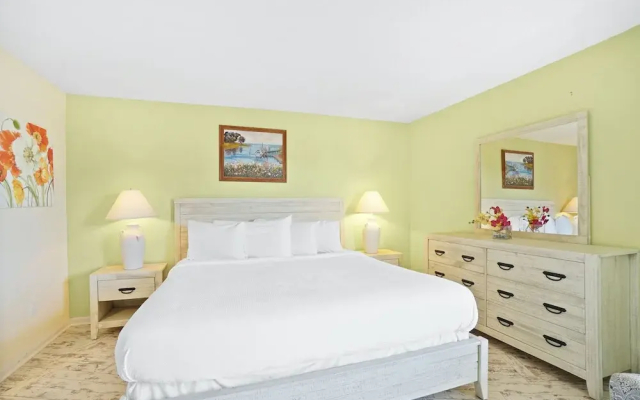 Edgewater Beach & Golf Resort by Panhandle Getaways