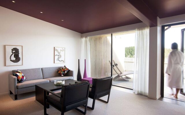 Vann Spa Hotel and Conference
