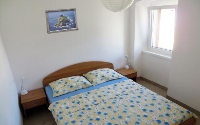 Oasis - A2(4+1) in Veli Rat