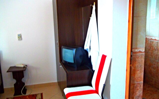Hotel Trifon Kaludhi