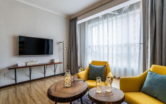 Zhengzhou Jinshui · North 3rd Ring Huayuan Road·Locals Apartment · 00174560 – Guest Rooms – Zhengzhou