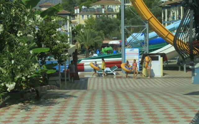 Gurol Hotel & Apart