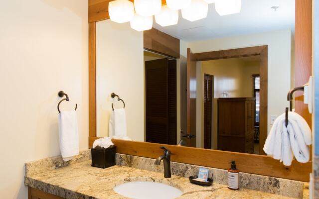 Sundial C105  - 2 Br Condo