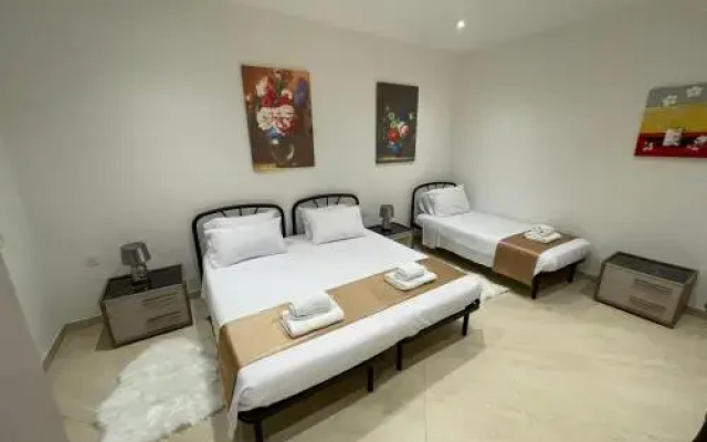 Alina Boutique Living