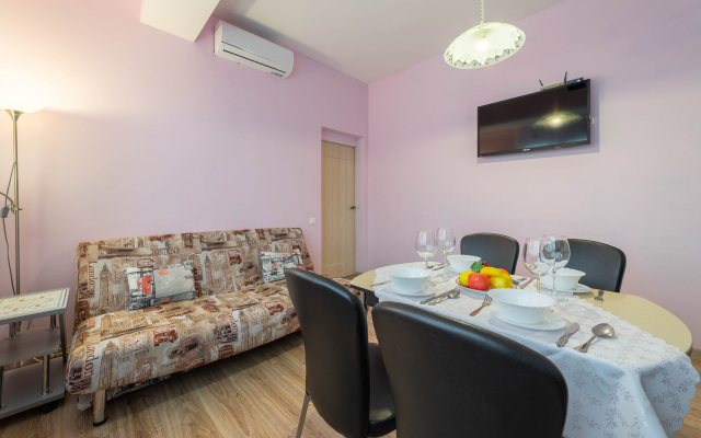 ЖК Интернациональная 13 Deluxe Apartment