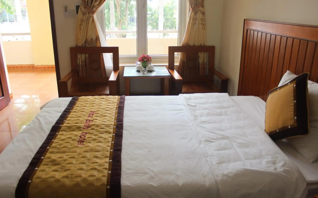 Hoa Binh Hotel