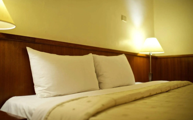 Newjhihben Hotel