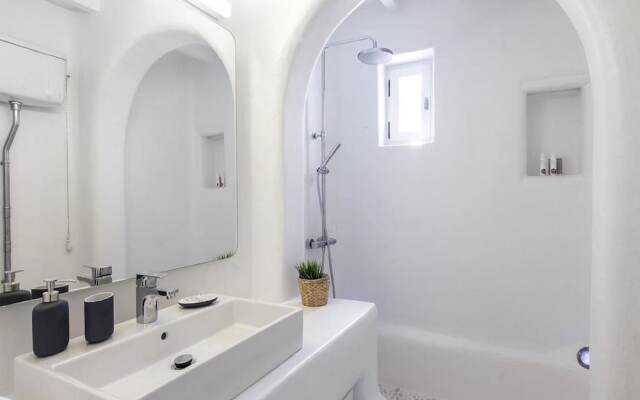 Mykonos Villas by Stylish Stays