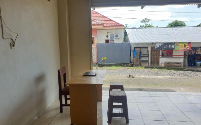 OYO 90463 A2b Guesthouse