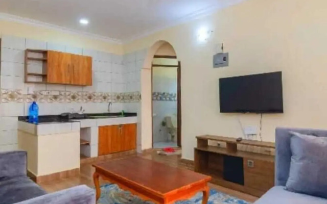 Lux Suites Juniours Apartment Bamburi