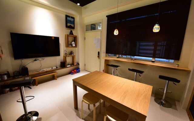 K2 Hostel