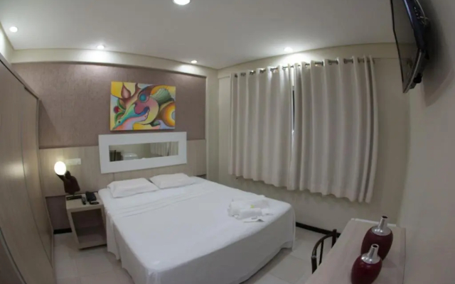 Eunapolis Plaza Hotel