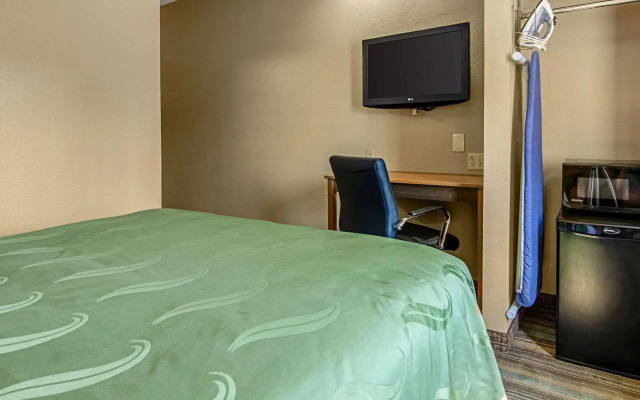Quality Inn & Suites I-81 Exit 7