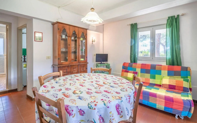 Beautiful Apartment in Lacona - Capoliveri With 1 Bedrooms and Wifi