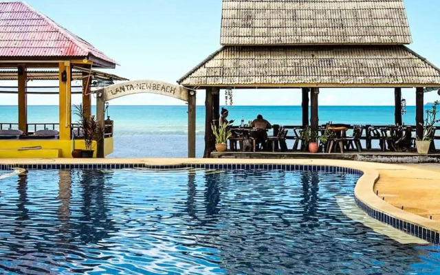 Lanta New Beach Bungalows