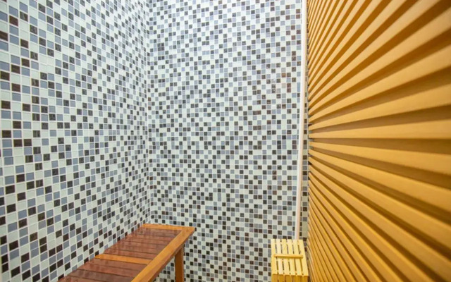 Sumitomo luxury apartment hotel near Lotte