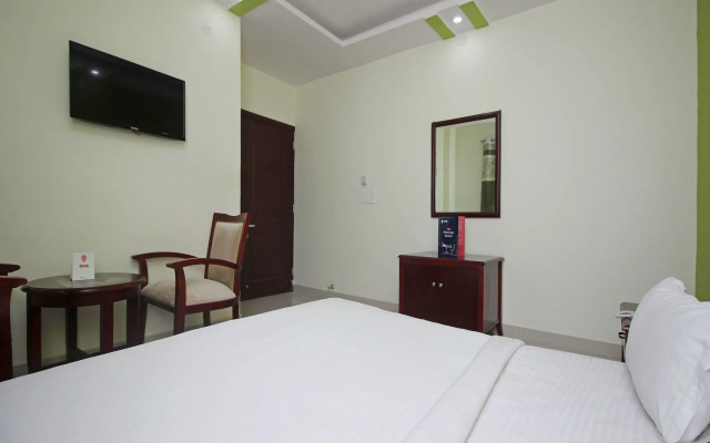 OYO 9845 Hotel Kirti Heritage