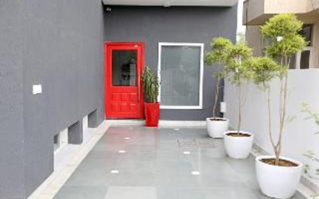 OYO Townhouse 018 Medanta