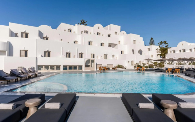 Santorini Palace