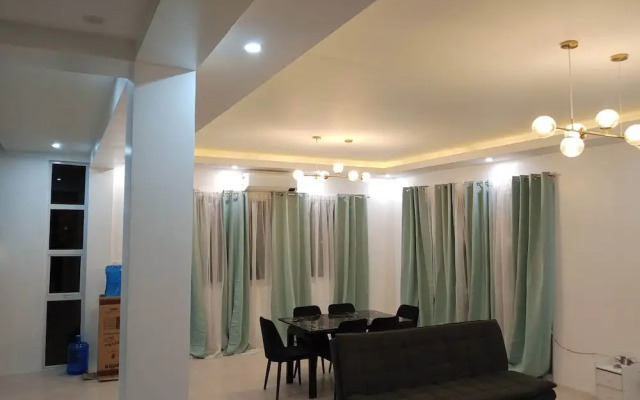 Oia Suites