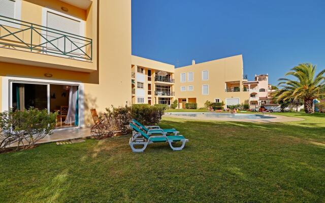 Vilamoura Delight With Pool by Homing