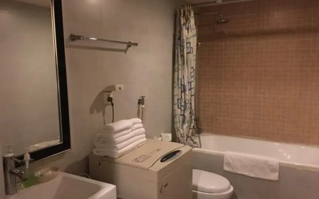 Beijing New World CBD Apartment