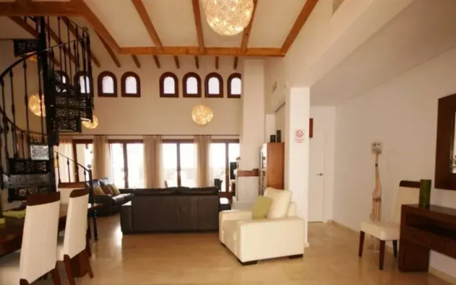 Majestic Golf Course Views, Cleopatra Villa 1000