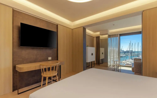 Porto Lotti Suite Hotel