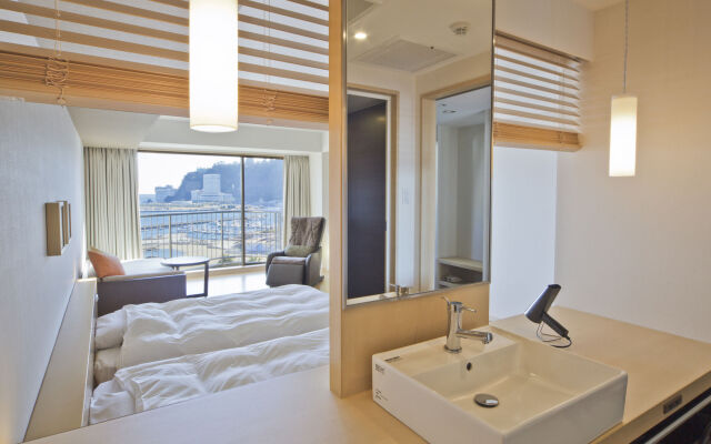 Atami Seaside Spa & Resort