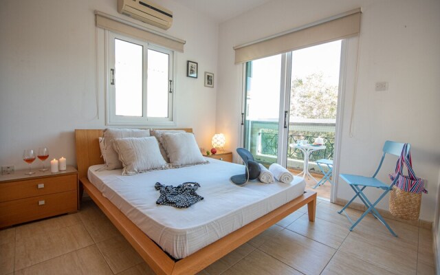 Konnos Beach Villas