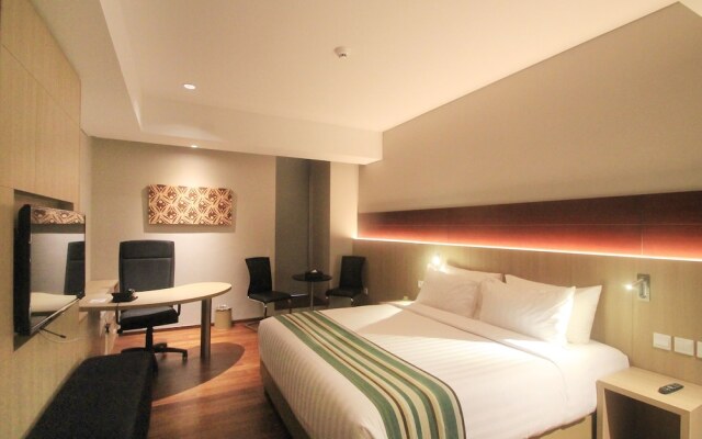 Ra Premiere Simatupang