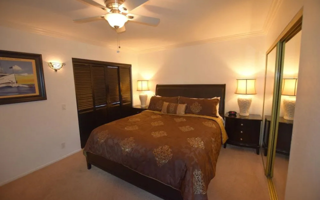 Catalina Courtyard Suites