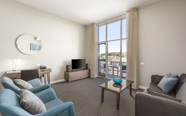 Quest Albury On Townsend