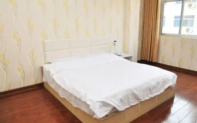 Qingzhu·Junyuan Business Hotel (Binzhou University Branch)