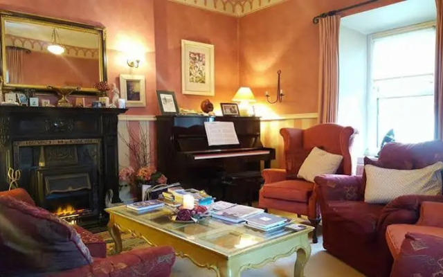 Williamsferry House