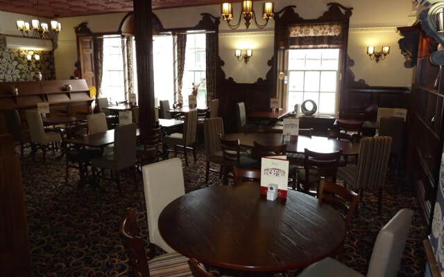 Queen Hotel