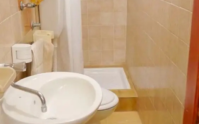 Cozy 1 Bedroom Apartment With sea View