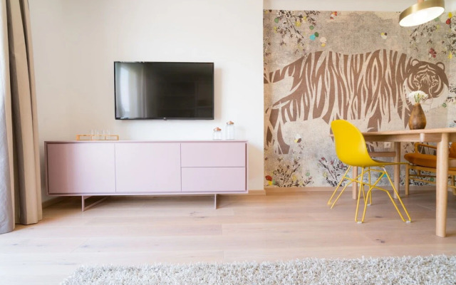Vienna Residence Stylish apartment with terrace and air conditioning near the Vienna opera and Karlsplatz