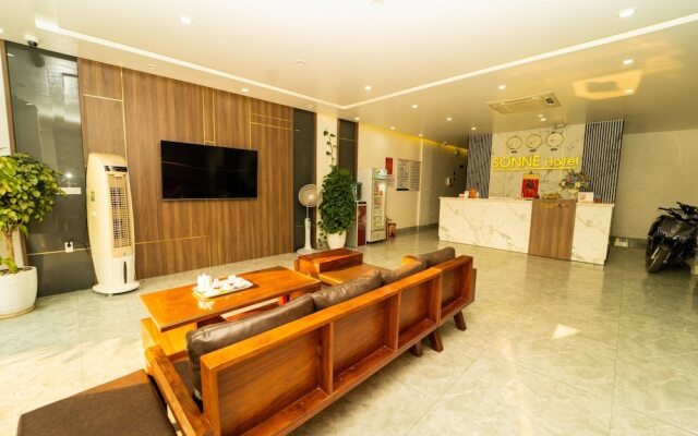 Sonne Hotel