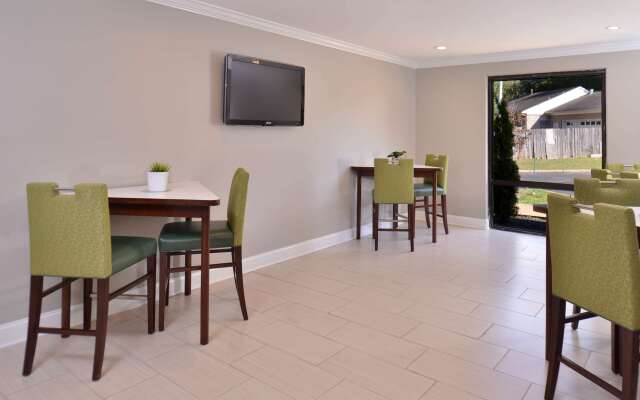 Americas Best Value Inn Memphis Airport