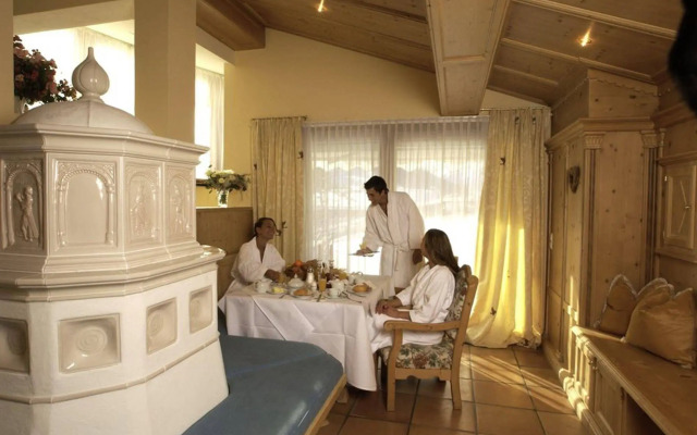 AlpenParks Chalet & Apartment Alpina Seefeld