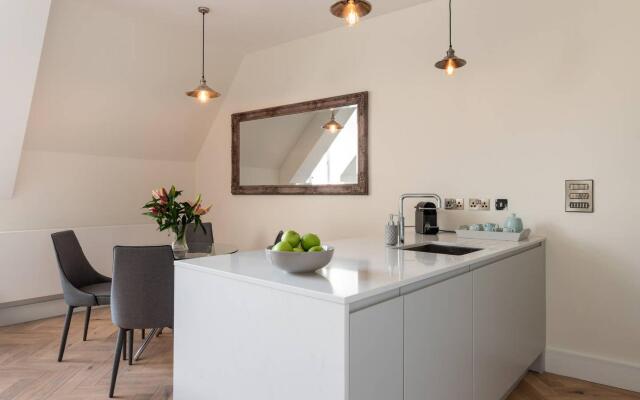 Cathedral View - Exclusive Apartment on Cathedral Green