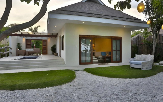 Bluewater Sumilon Island Resort
