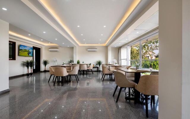 Palm Stay - Studios & Rooms