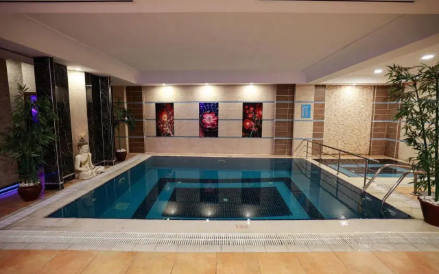 Nova Plaza Orion Hotel